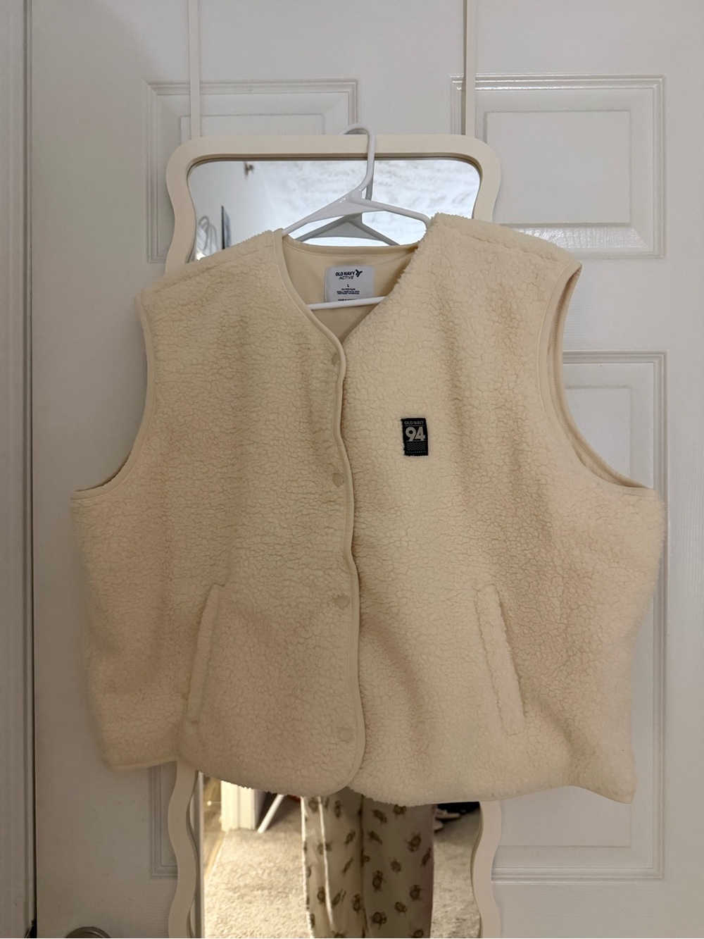 Old Navy Cream Sherpa Vest with Snap Front